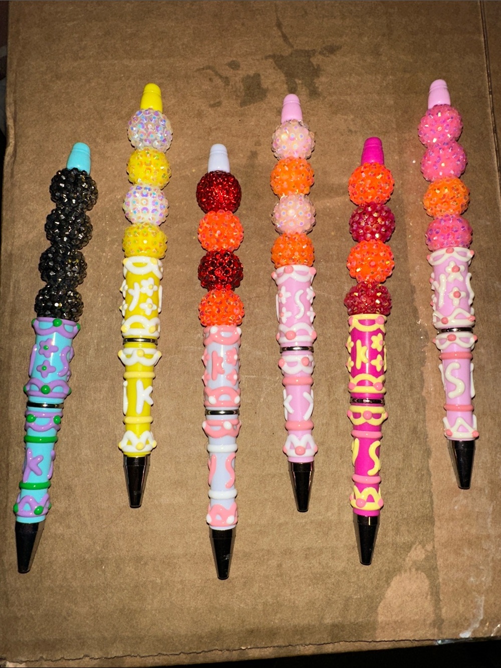 Handmade Rhinestone Bead Pen Set - Multi-Color Fun $15 each 🦩